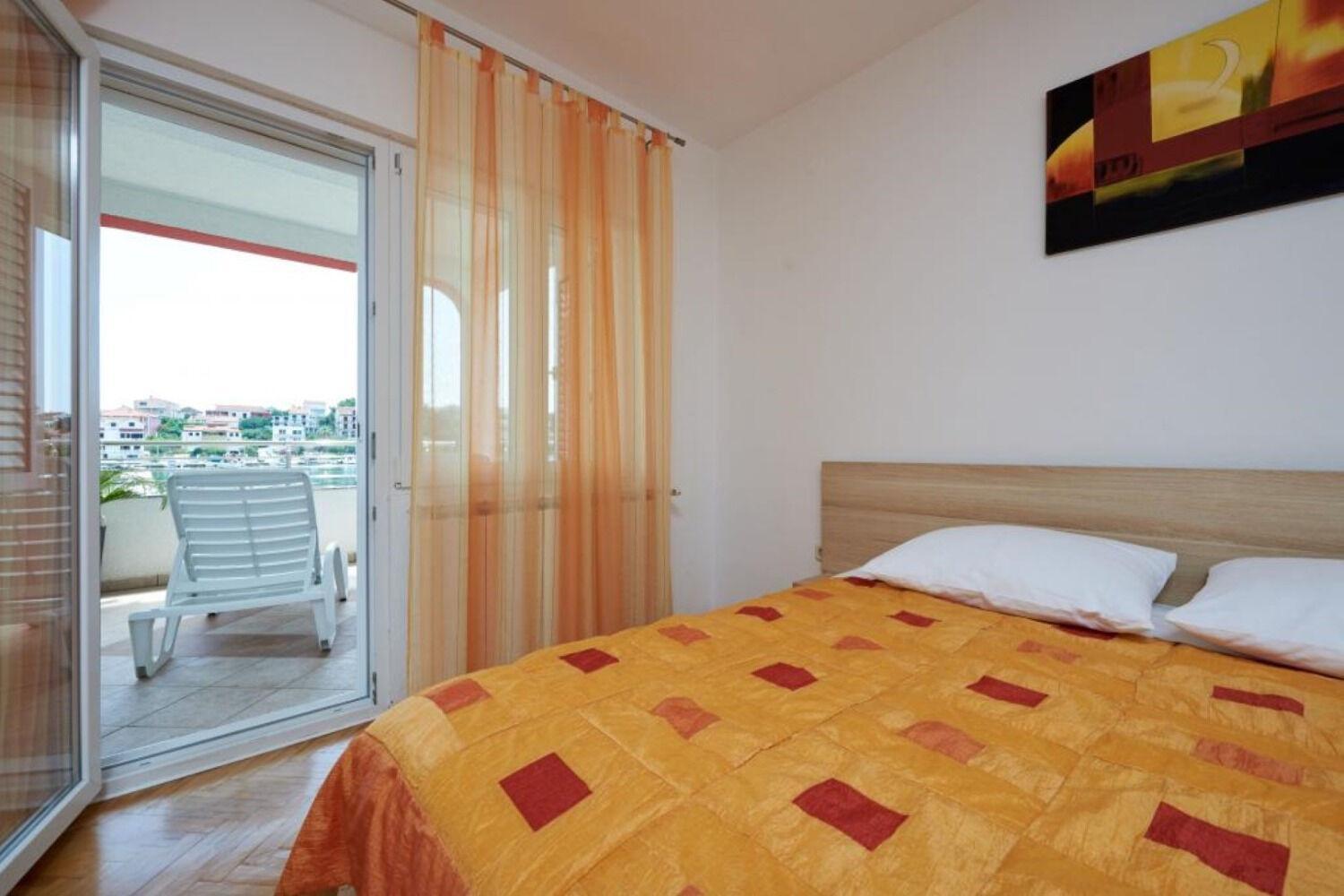 Apartments Mare - 30 M From Pebble Beach Seget Vranjica Dış mekan fotoğraf