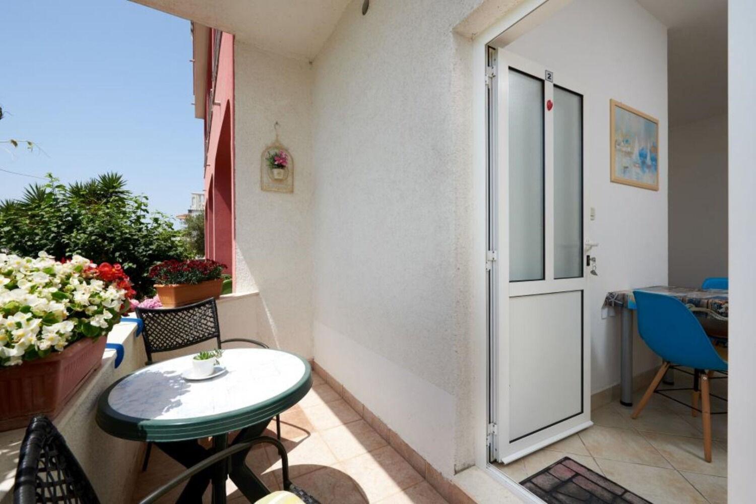 Apartments Mare - 30 M From Pebble Beach Seget Vranjica Dış mekan fotoğraf