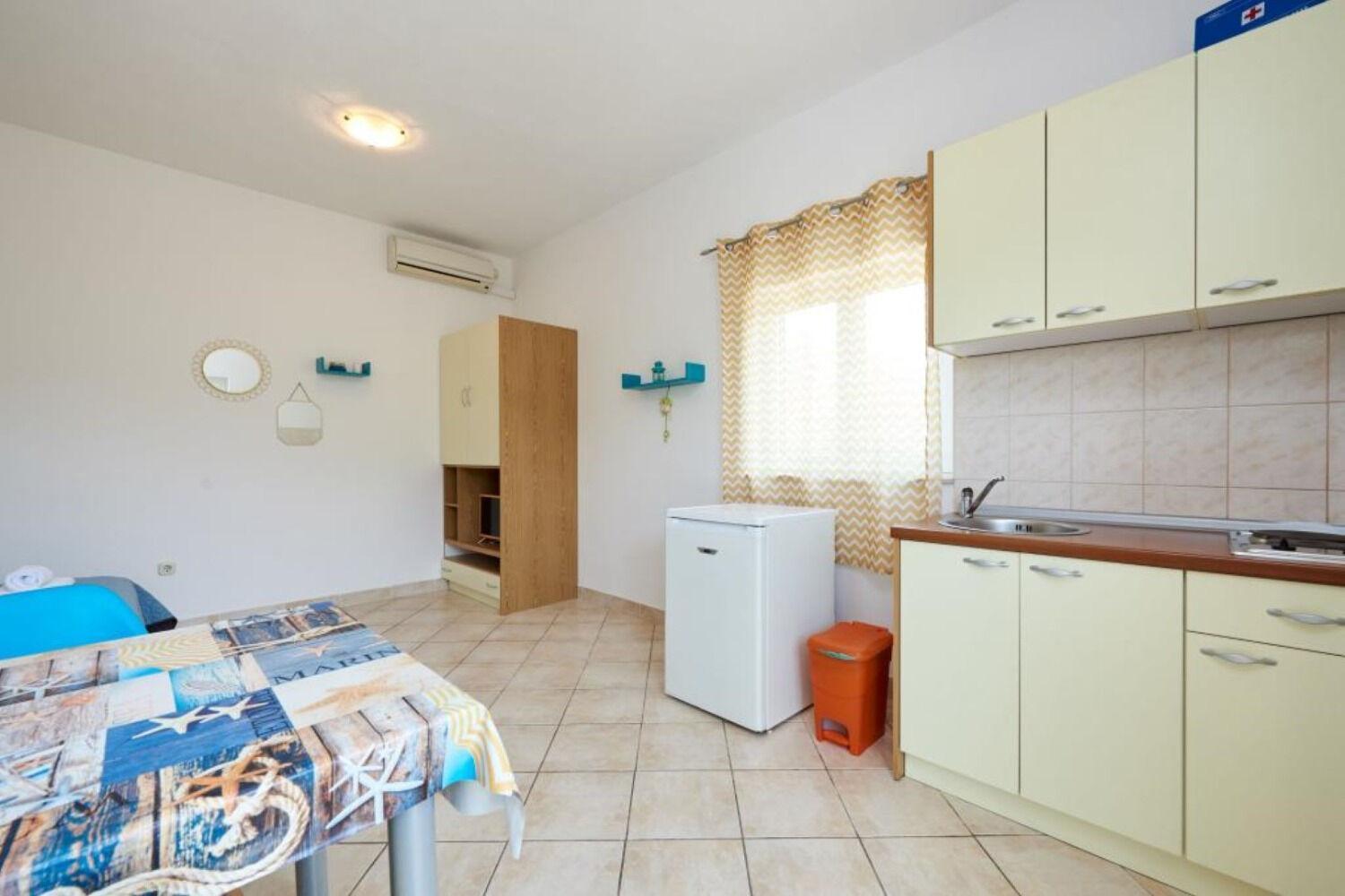 Apartments Mare - 30 M From Pebble Beach Seget Vranjica Dış mekan fotoğraf